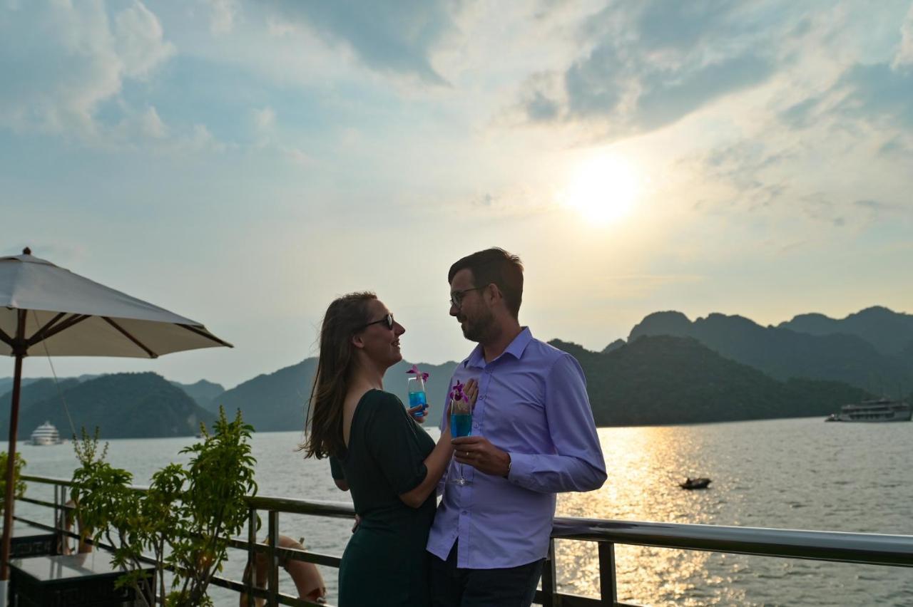 Cat Ba Ocean Cruise Hotel Ha Long Eksteriør billede